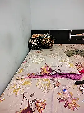 LoveLy-Soneya's cam snapshot