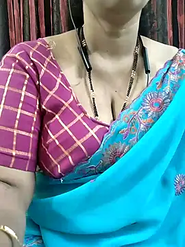 bhuvana_555's cam snapshot