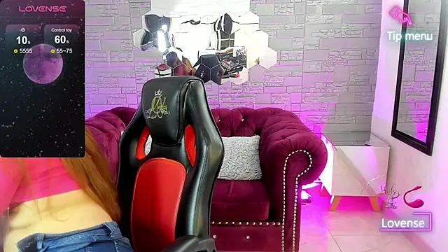 conniejames_m live sex cam