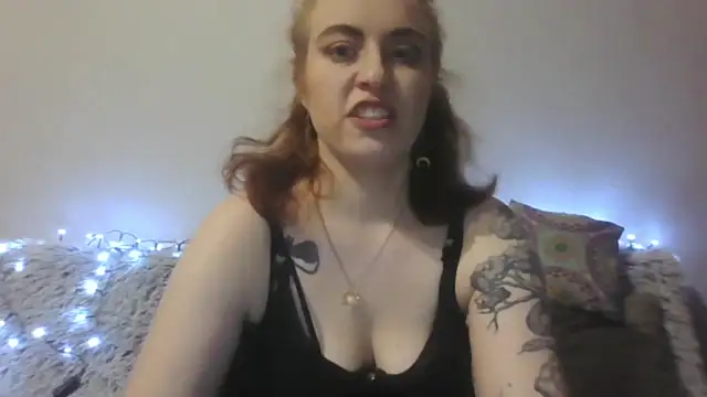 RubyBigBoobs's cam snapshot