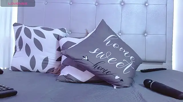 Kloe_Watson's cam snapshot