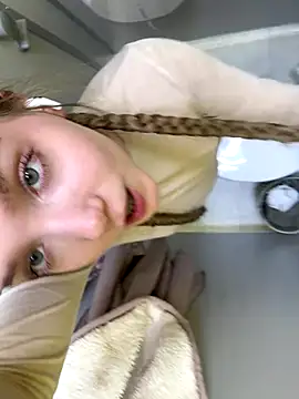 bambi_lu's cam snapshot