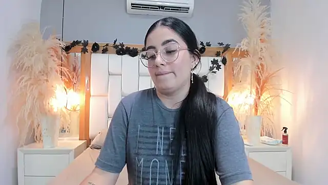 GabyJhons's cam snapshot