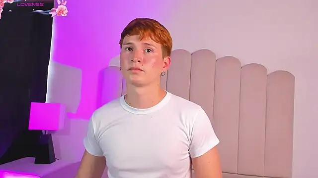 Eragonbooy live sex cam