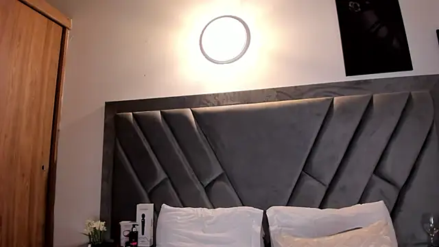 brenda_nova18's cam snapshot