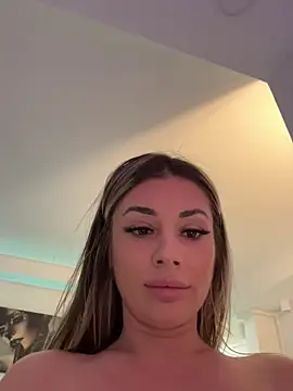 IsabellaEtthan live sex cam