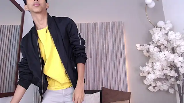 SmoothAlpha_'s cam snapshot