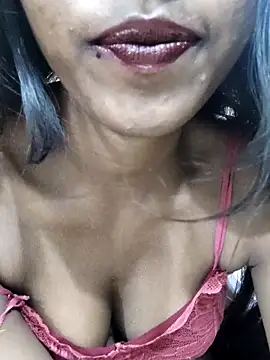 Simran_0011's cam snapshot