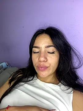 Marianahb-e's cam snapshot