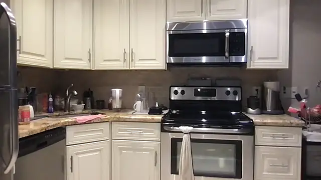 BigGuyMuscle's cam snapshot