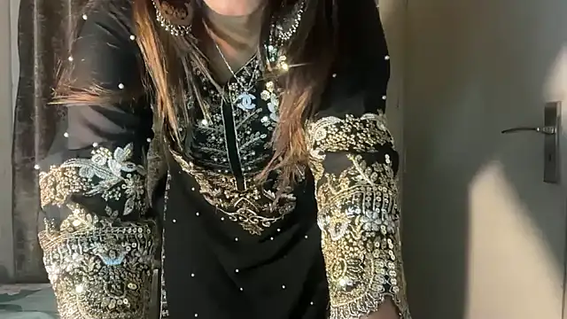 Cupid_of_Hearts's cam snapshot