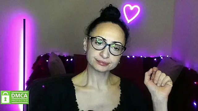 Arianasweety23 live sex cam