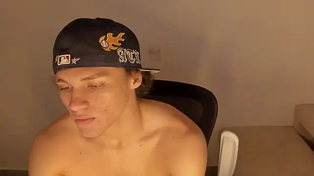 laurent_nova live sex cam