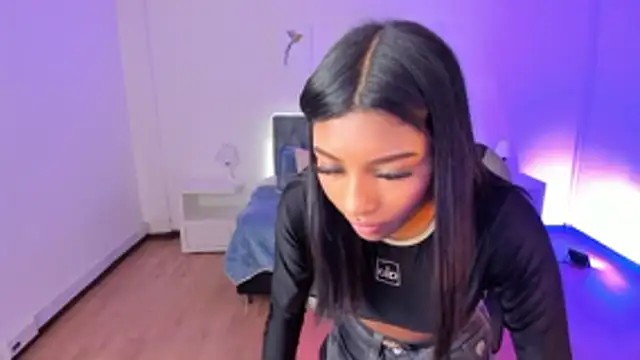 Sofia_collen_'s cam snapshot