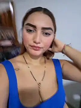 Mia_em's cam snapshot