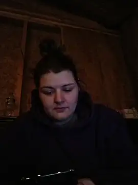 PrettyPleaseMe's cam snapshot