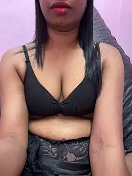 tamil_Aarathi's cam snapshot