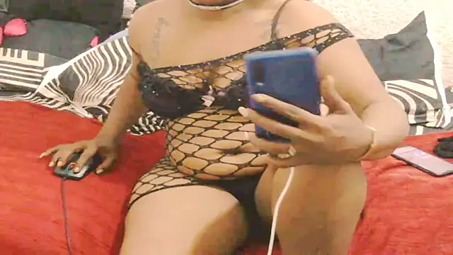 DOVE85's cam snapshot