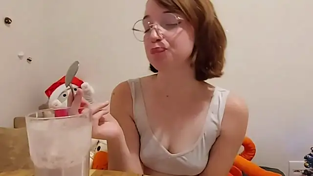 Elise_Nyx's cam snapshot