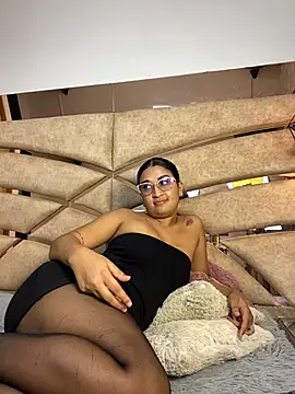 PARKERTHOMPSON's cam snapshot