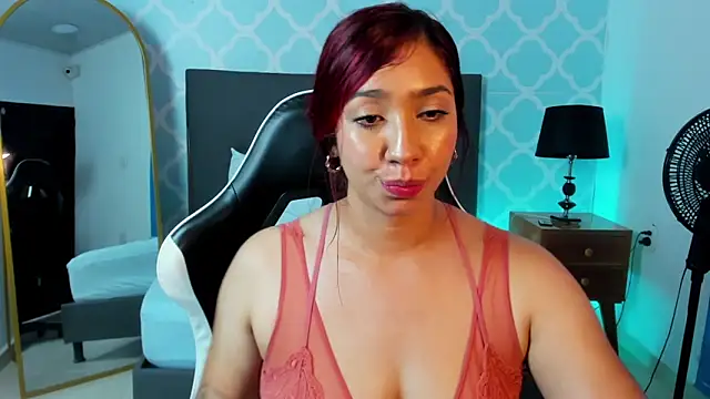 lia_violetta's cam snapshot