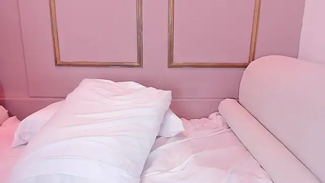 NahimiThompson's cam snapshot