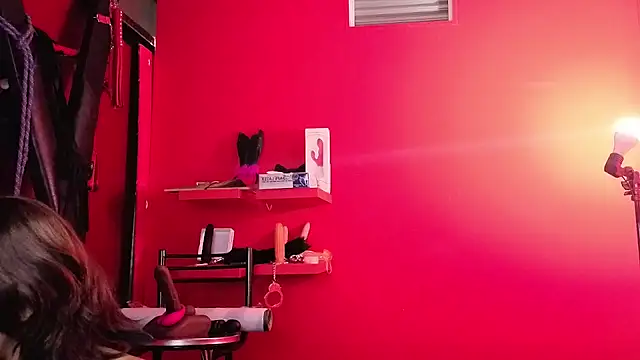 Ambar_Roux_'s cam snapshot