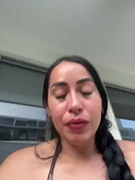 areviklusine1's cam snapshot