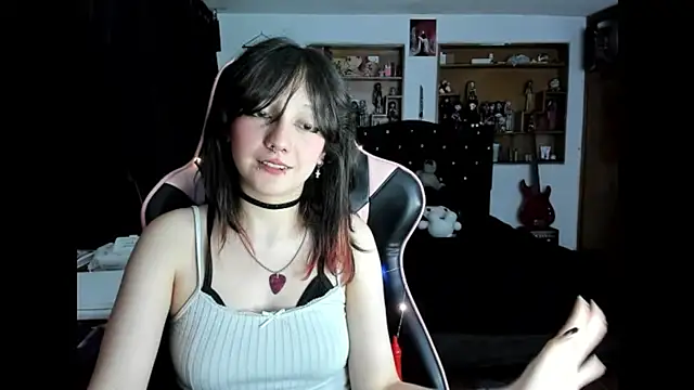 Maki_Zein_'s cam snapshot