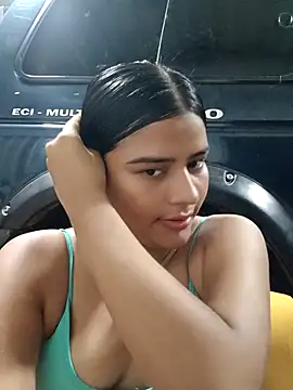 virgin_cunt's cam snapshot