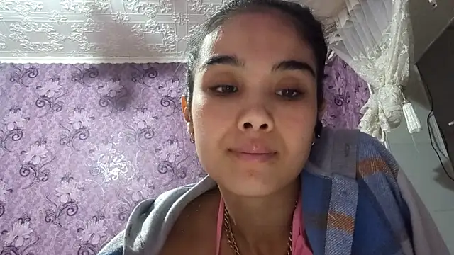 AylinBlush's cam snapshot