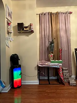 daddydarkskindikk's cam snapshot