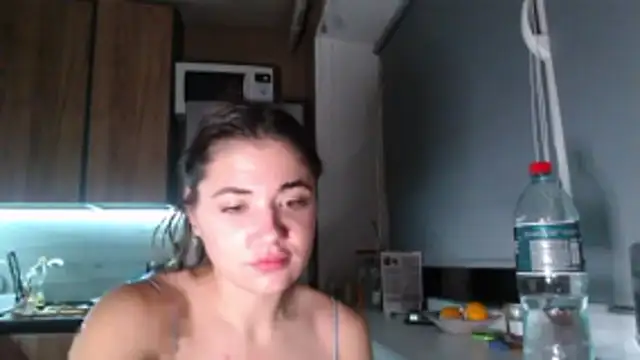 delightful_sofi's cam snapshot