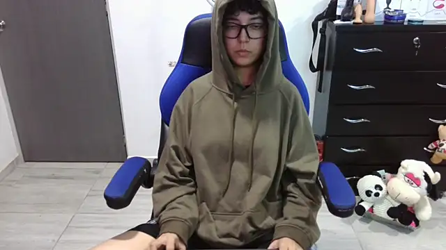 thomascooper7's cam snapshot