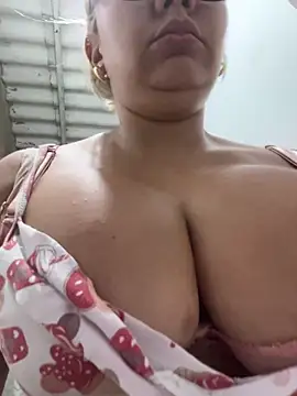 maymercy's cam snapshot