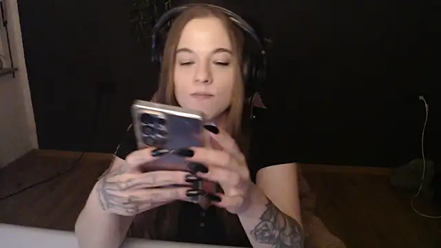 Luna_Lynn's cam snapshot