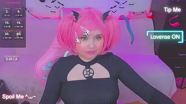 Lolisuccub's cam snapshot