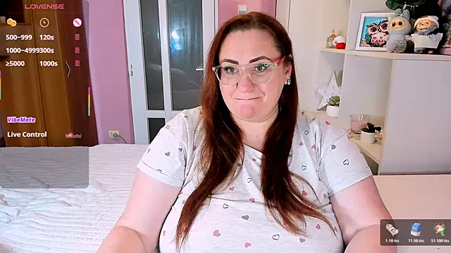 lovely_adelle's cam snapshot