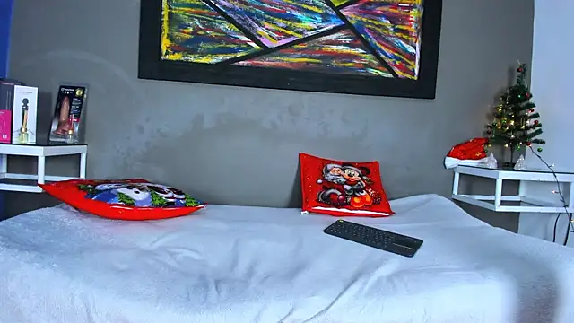 Charlotte_curvy_'s cam snapshot