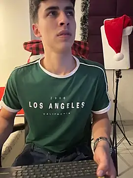 AdrianRinaldi live sex cam