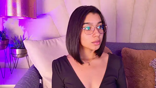 AlyssaRay's cam snapshot