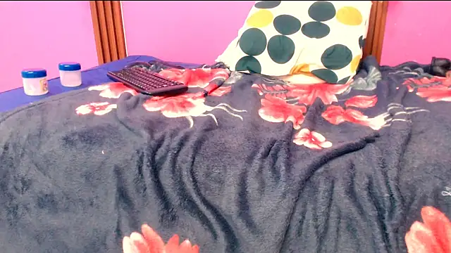 analintimacy18's cam snapshot