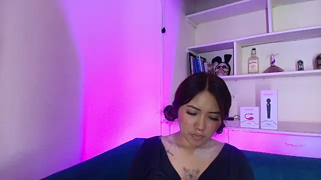 Saelivrae's cam snapshot