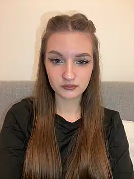 AdelinaEmber's cam snapshot