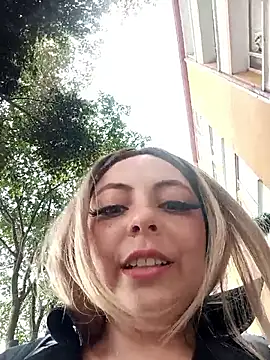 madelaine-'s cam snapshot