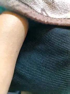 Loveishq1's cam snapshot