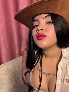 PrettyDafnne's cam snapshot