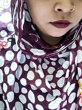 Indian-Nazia live sex cam