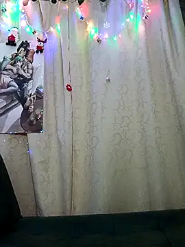 Roslin-nix2's cam snapshot