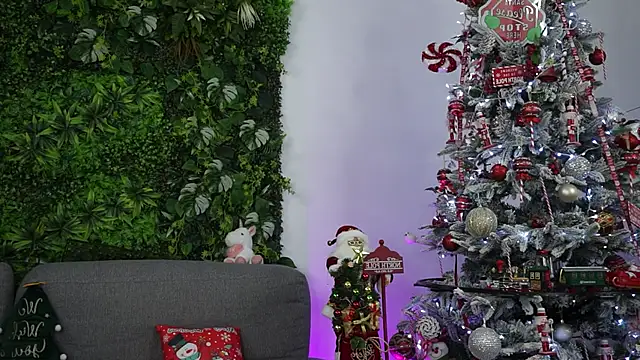 amiraroshen's cam snapshot